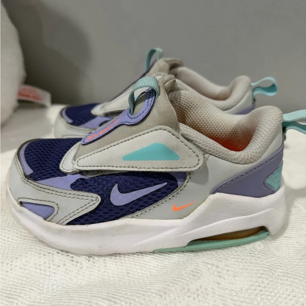 Nike Kids Sneakers - Blue, Gray, and Purple
